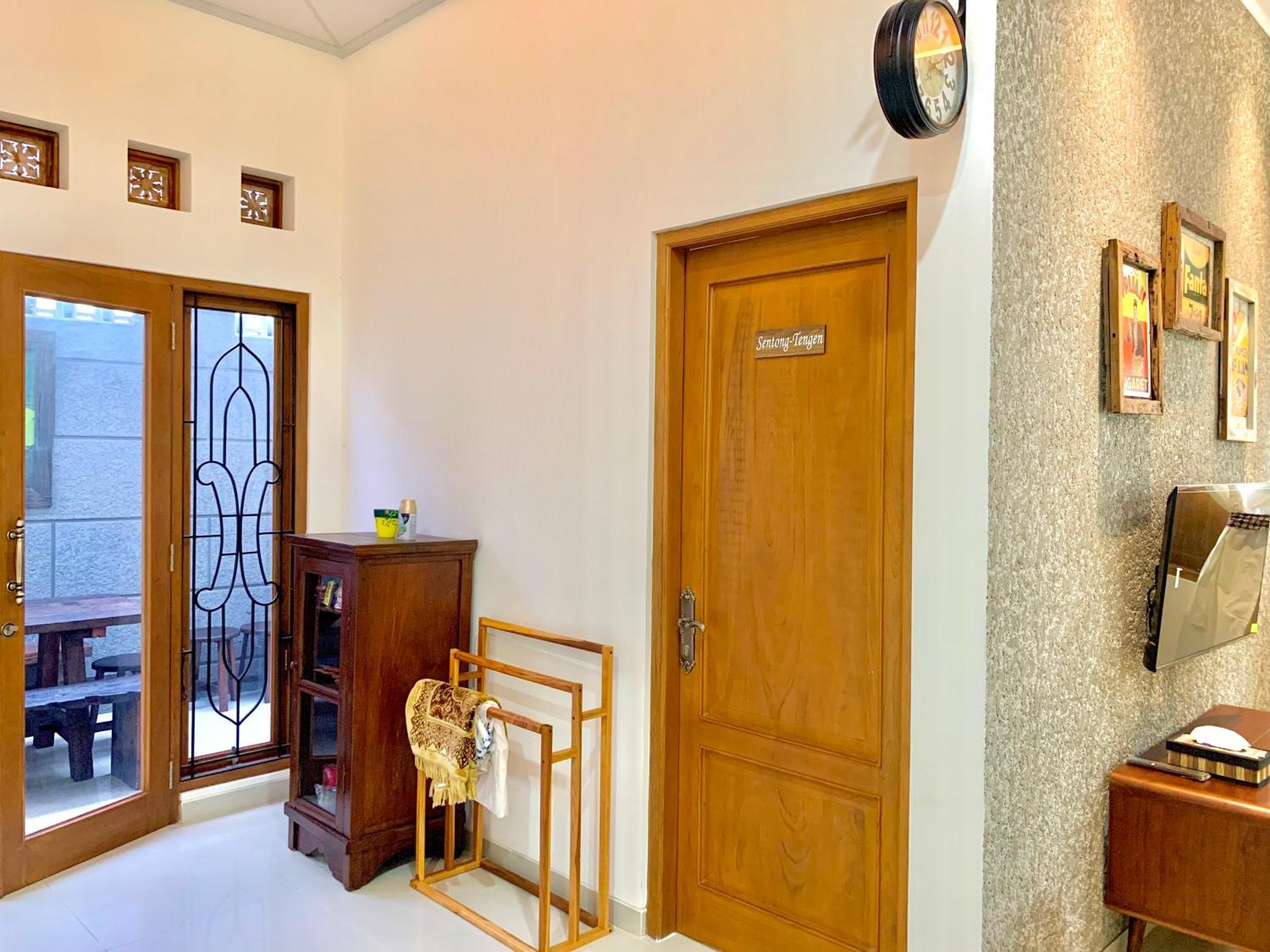 Omah Tabon Jogja - Close To Malioboro Джокякарта Екстериор снимка