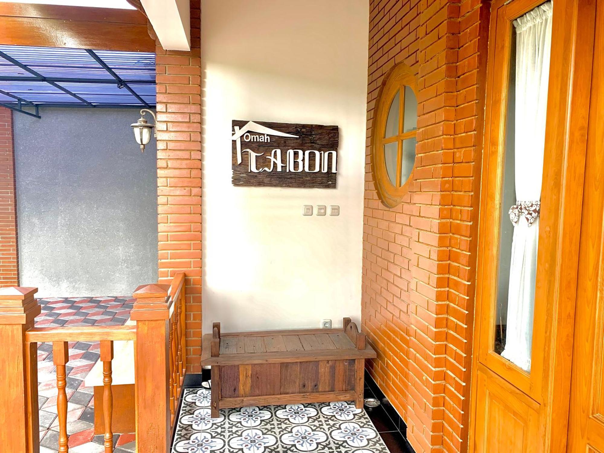 Omah Tabon Jogja - Close To Malioboro Джокякарта Екстериор снимка