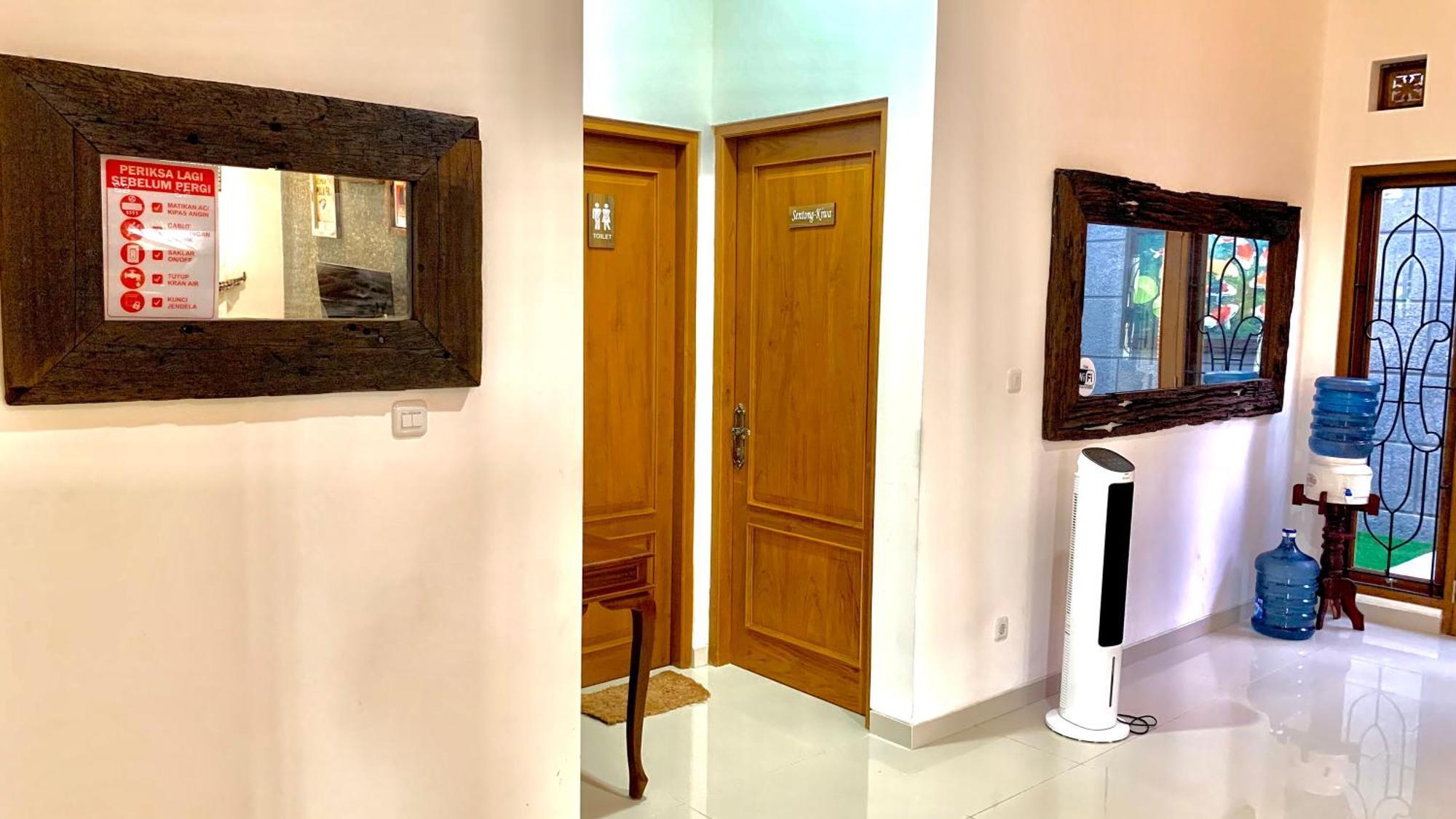 Omah Tabon Jogja - Close To Malioboro Джокякарта Екстериор снимка