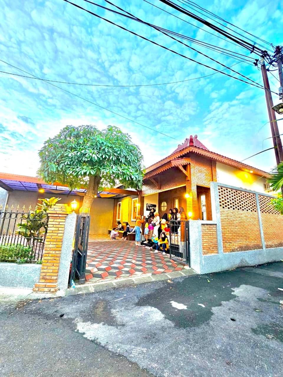Omah Tabon Jogja - Close To Malioboro Джокякарта Екстериор снимка