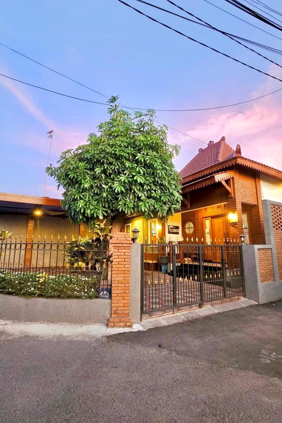 Omah Tabon Jogja - Close To Malioboro Джокякарта Екстериор снимка