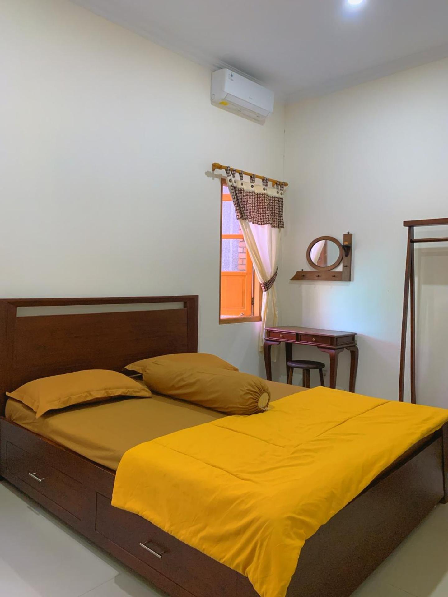 Omah Tabon Jogja - Close To Malioboro Джокякарта Екстериор снимка